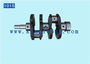 Ročična gred traktorskih delov T25 D21-1005011